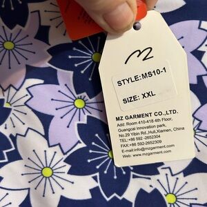 50 spf sun blocking shirt. Men or women? Made large. Never worn